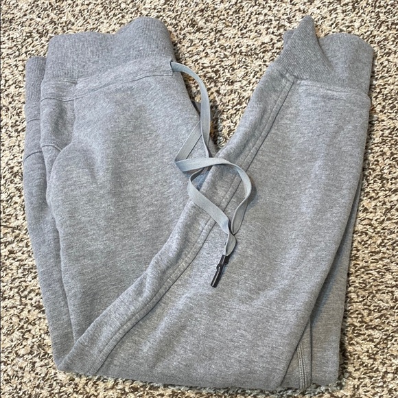 Lululemon Athletica Press Pause Jogger II 25.5” Gray Joggers with Tapered Leg - Picture 9 of 10